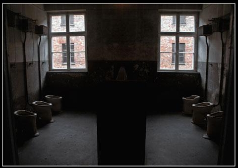 Auschwitz :  bagno